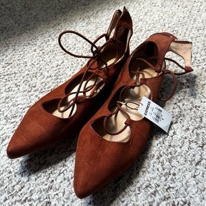 Brown Express Lace Up Flats, NWT